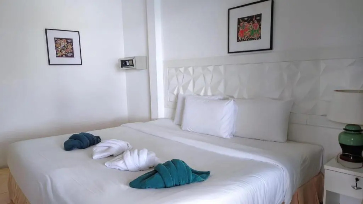 On The Hill Karon Resort