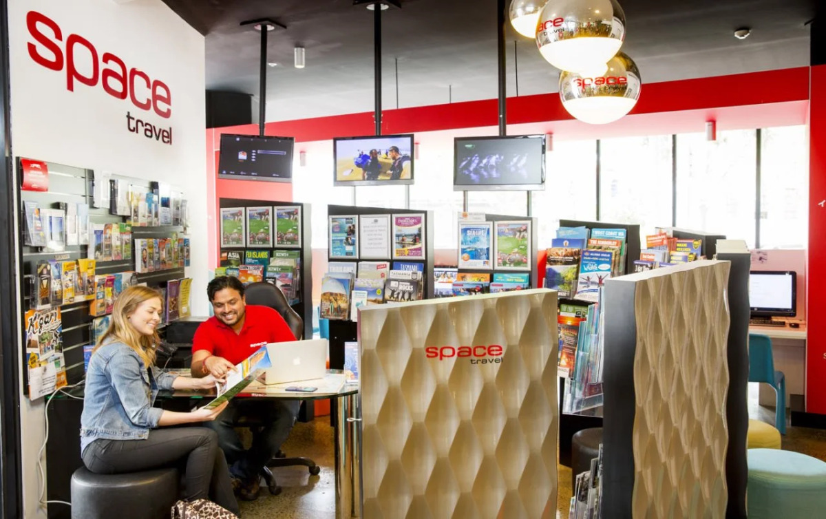 Space Hotel - Hostel