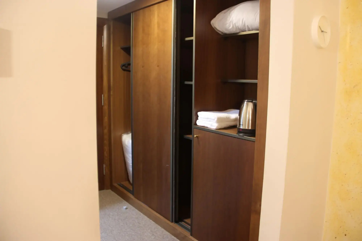 Saray Hotel