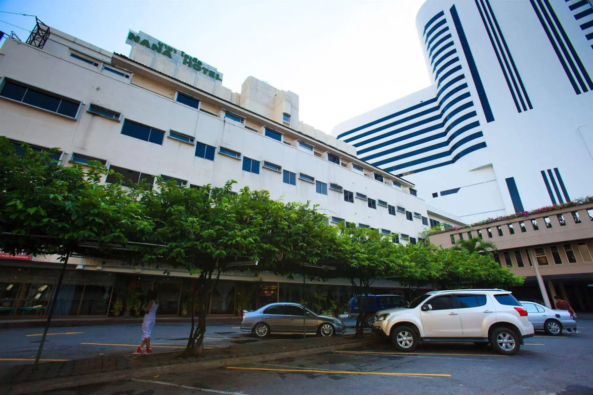 Nana Hotel