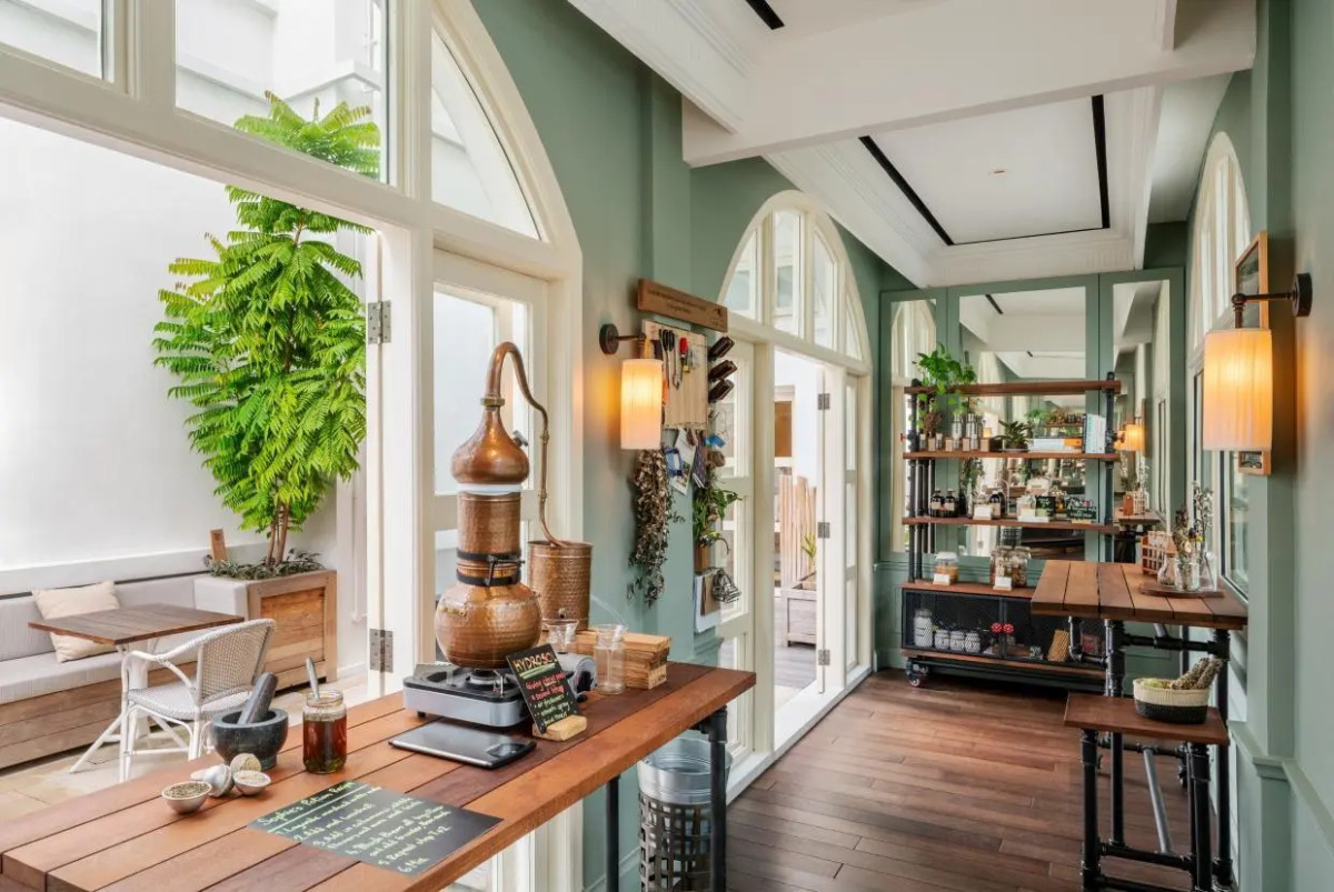 Maxwell Reserve Singapore, Autograph Collection