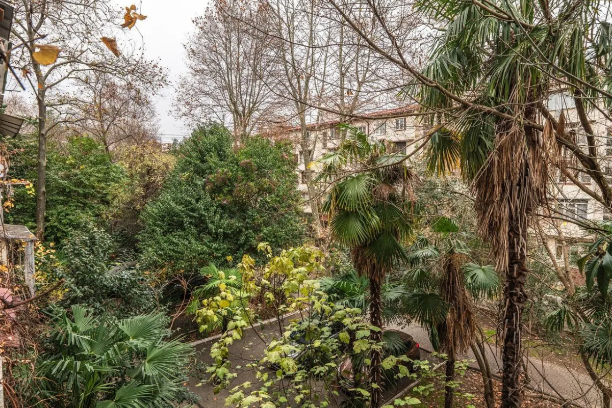 Posutochno One Days (Посуточно Ван Дэйс) на улице Воровского