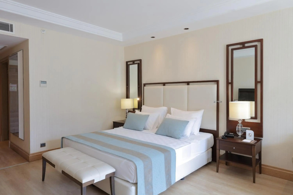 Juju Premier Palace 