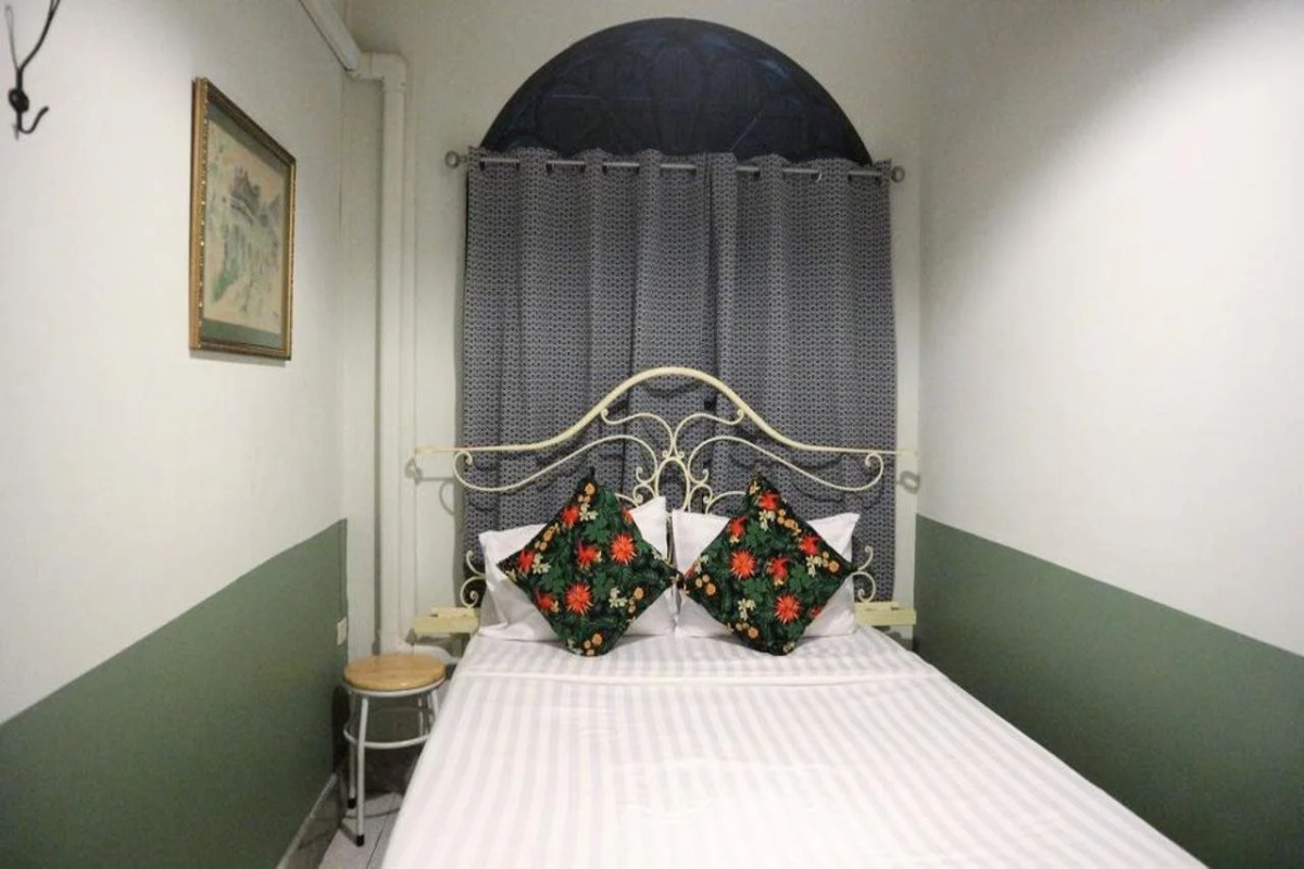 The Neighbors Hostel - Adults Only