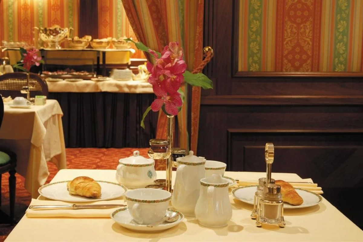 Sina Palazzo Sant'Angelo