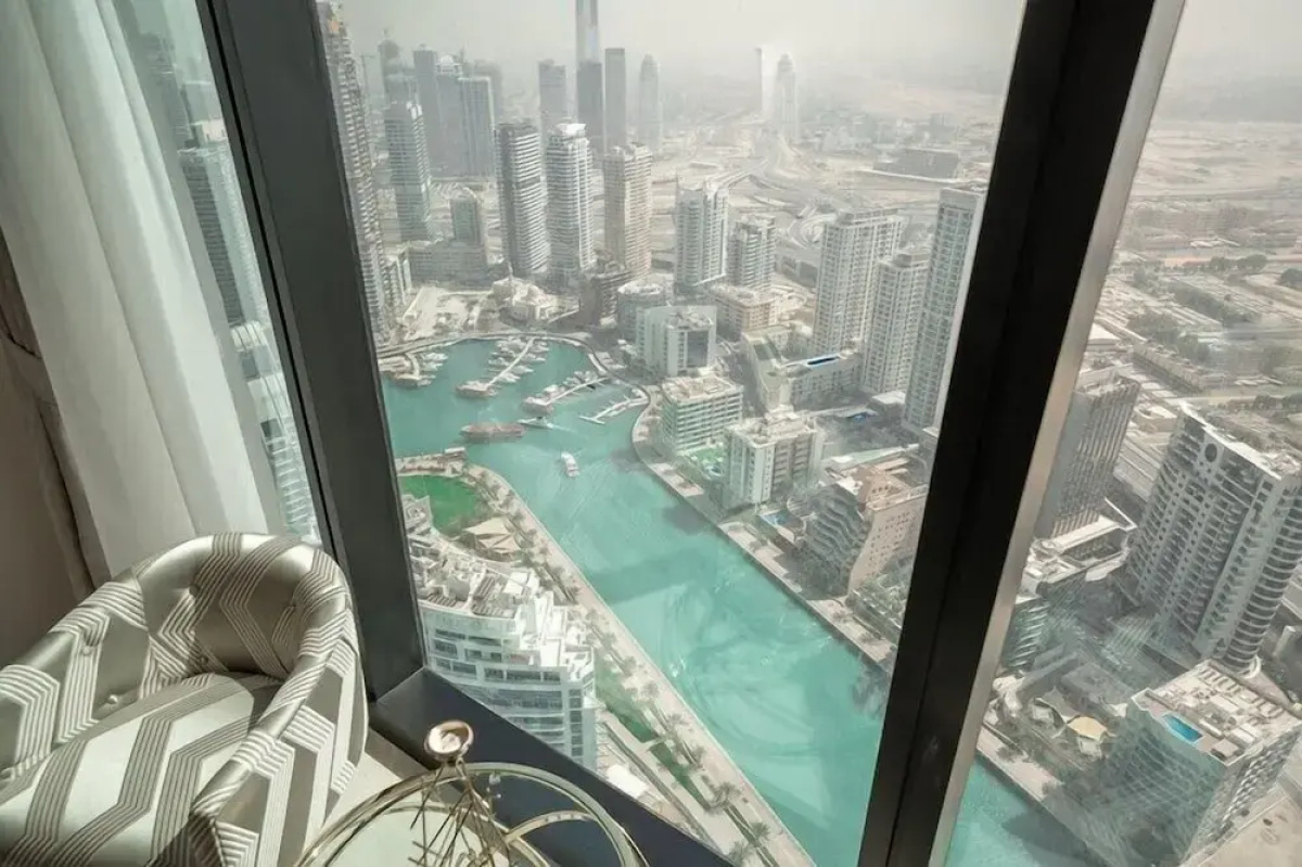 Modern Skyline Sea View 2BR Apartment