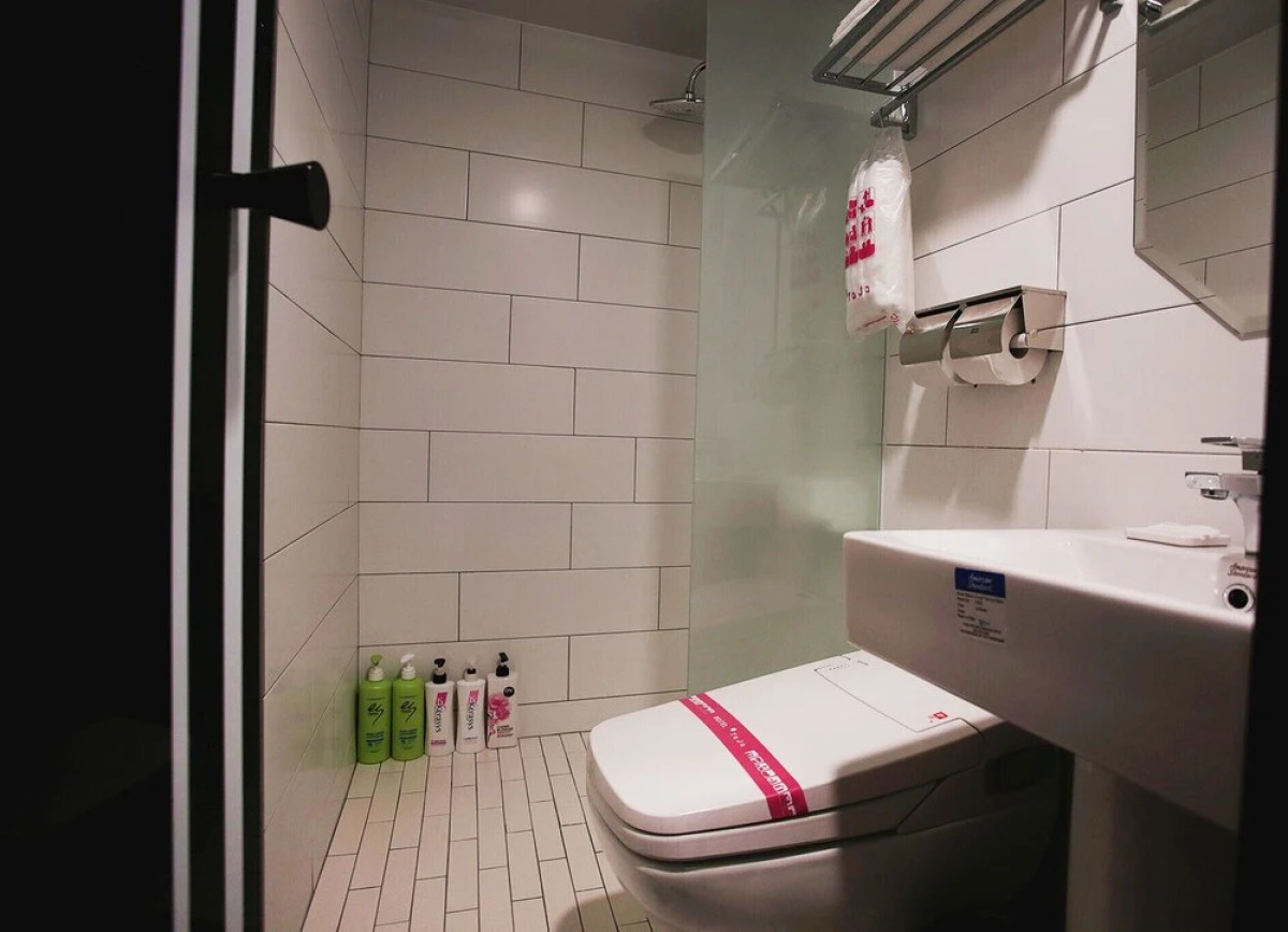 Yaja Gangnam Nonhyeon