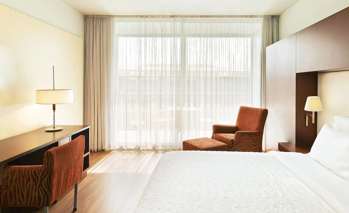 Le Meridien Ra Beach Hotel & Spa