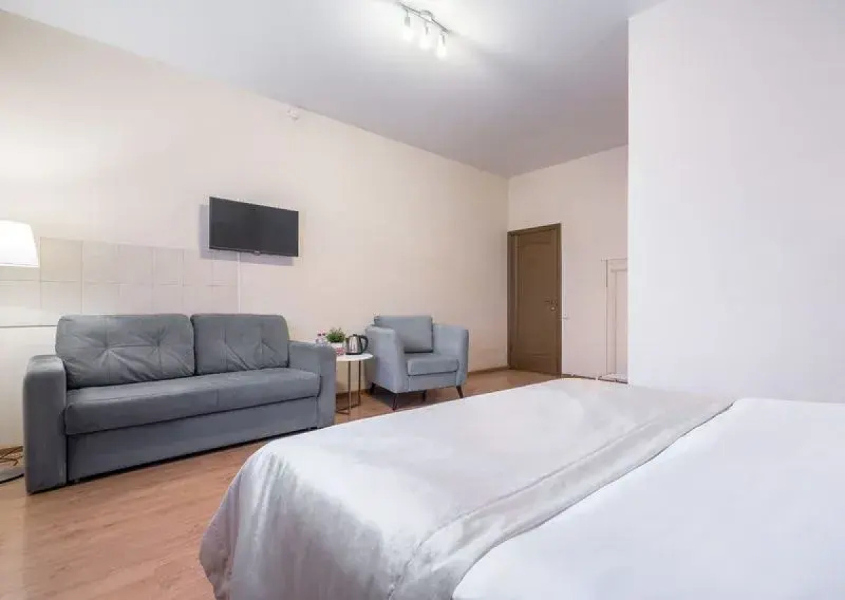 Миссис Сьютс