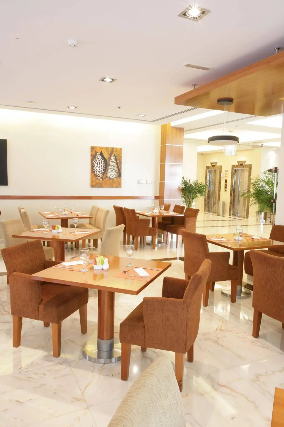 Auris Hotel Apartments Deira