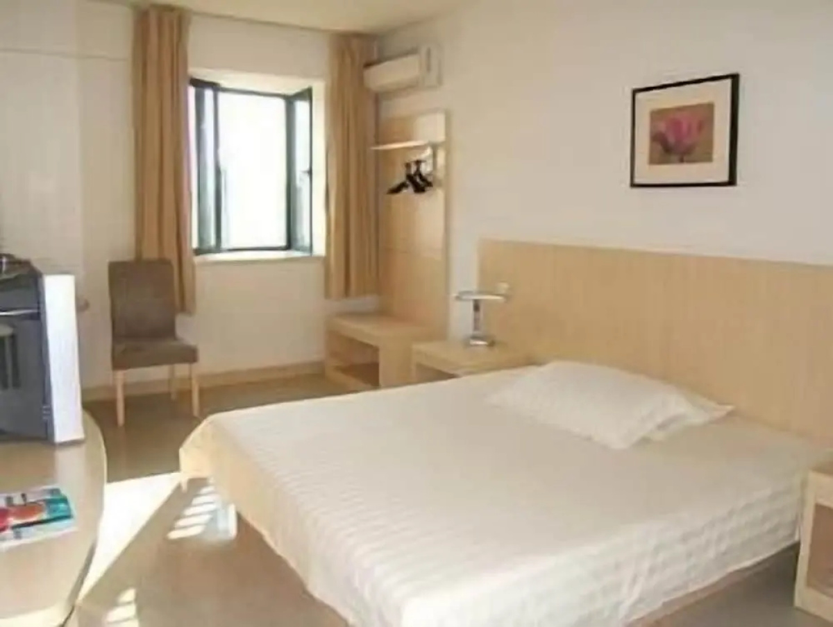 Jinjiang Inn Shanghai Huaihai Road East