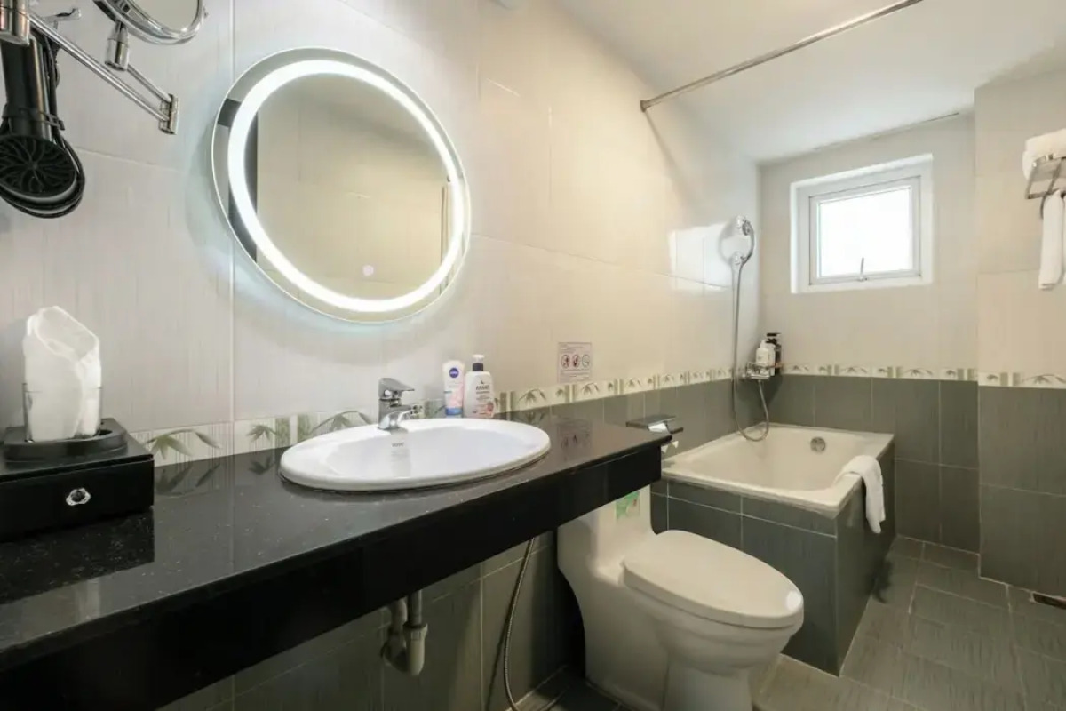 A25 Hotel - 12 Pho Hue