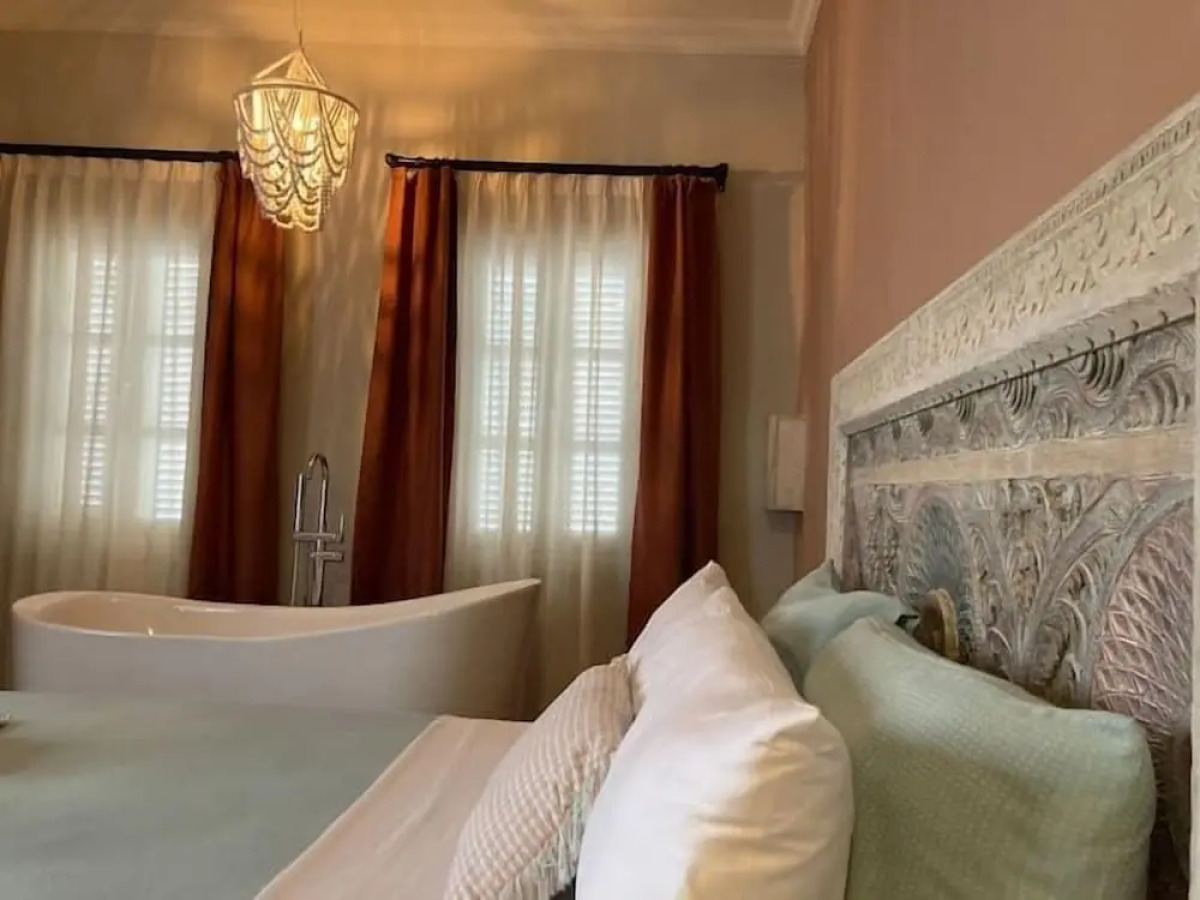 Noa's Boutique Hotel