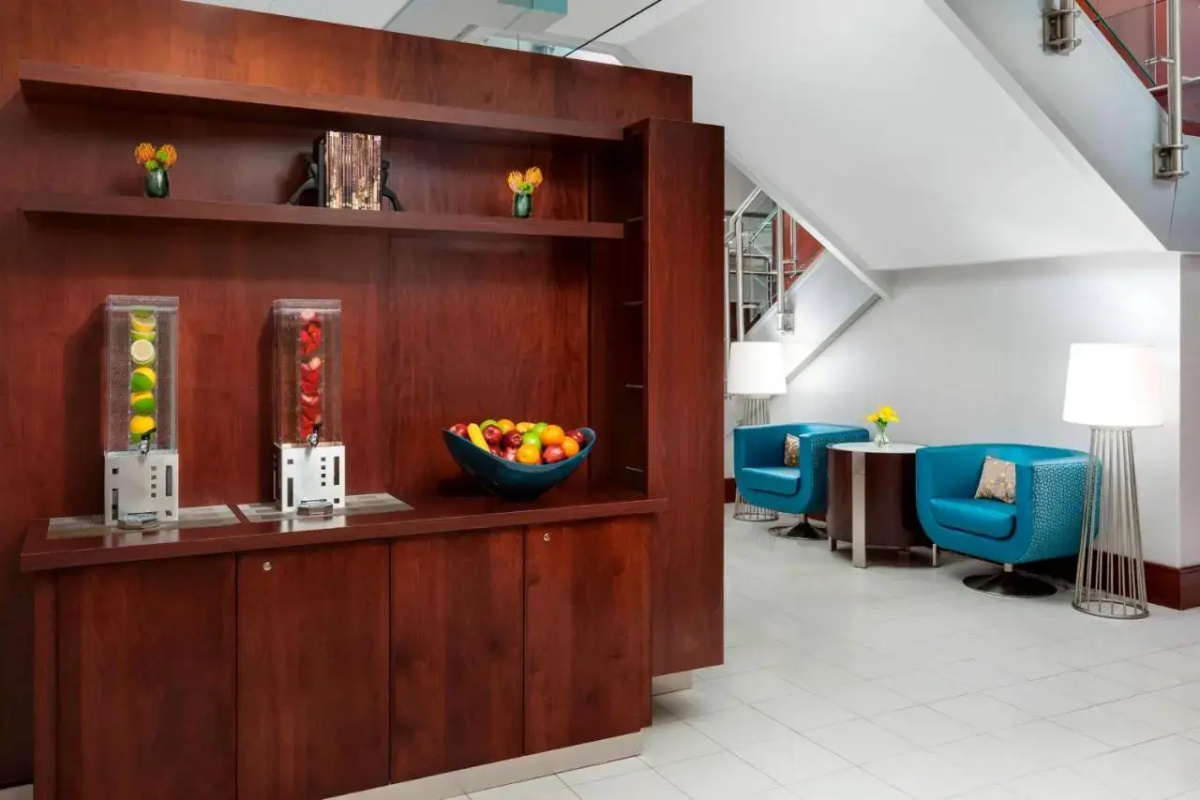 Courtyard by Marriott Boston-Cambridge