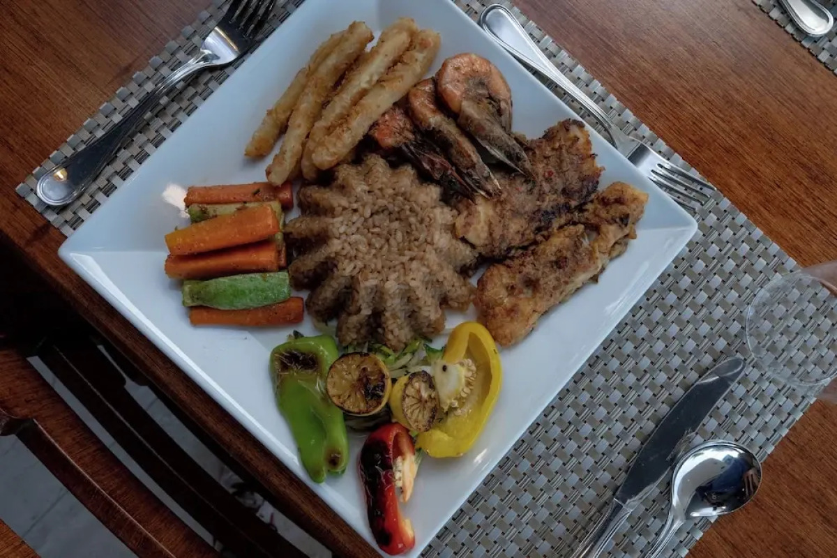 The Muse Pyramids INN