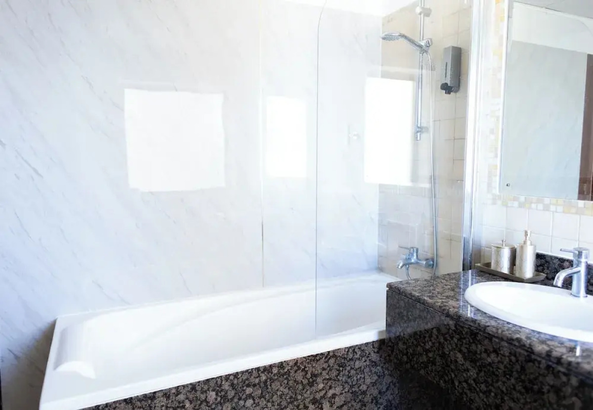 HAPPY SEASON | JBR Apartments