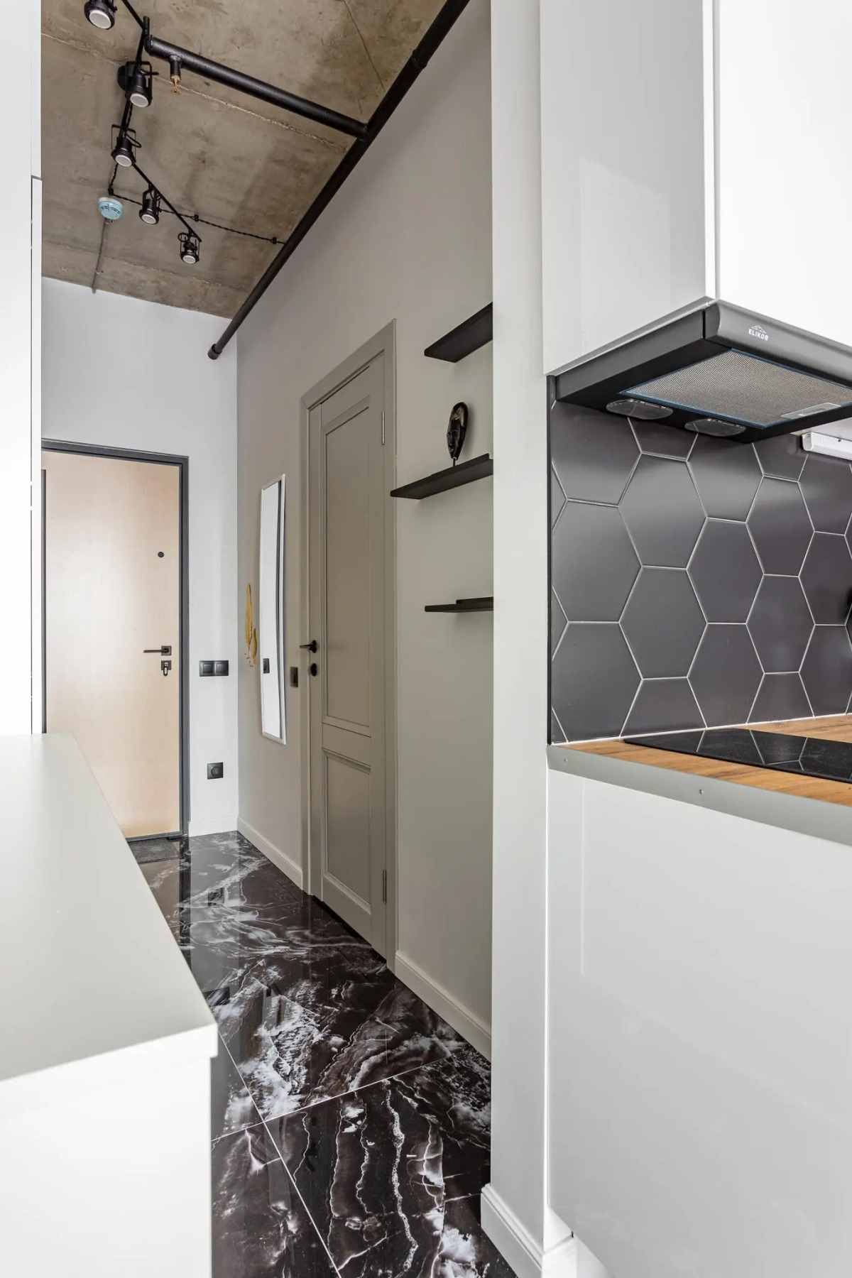 InHome24 (ИнХоум24) на улице Западная