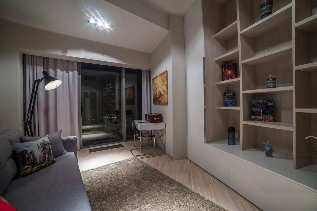 In The Sky - Sky Tower Apartments