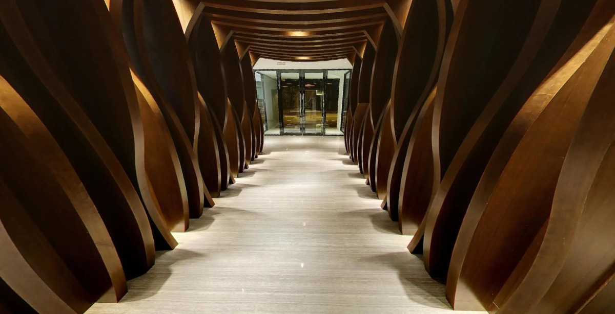 Flora by Crossroads Hotel