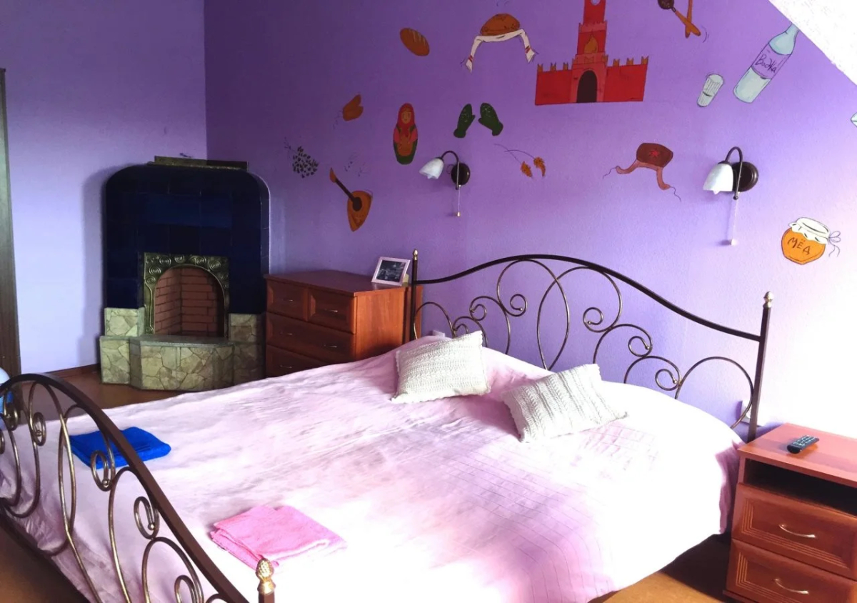 Kryshi Mira hostel