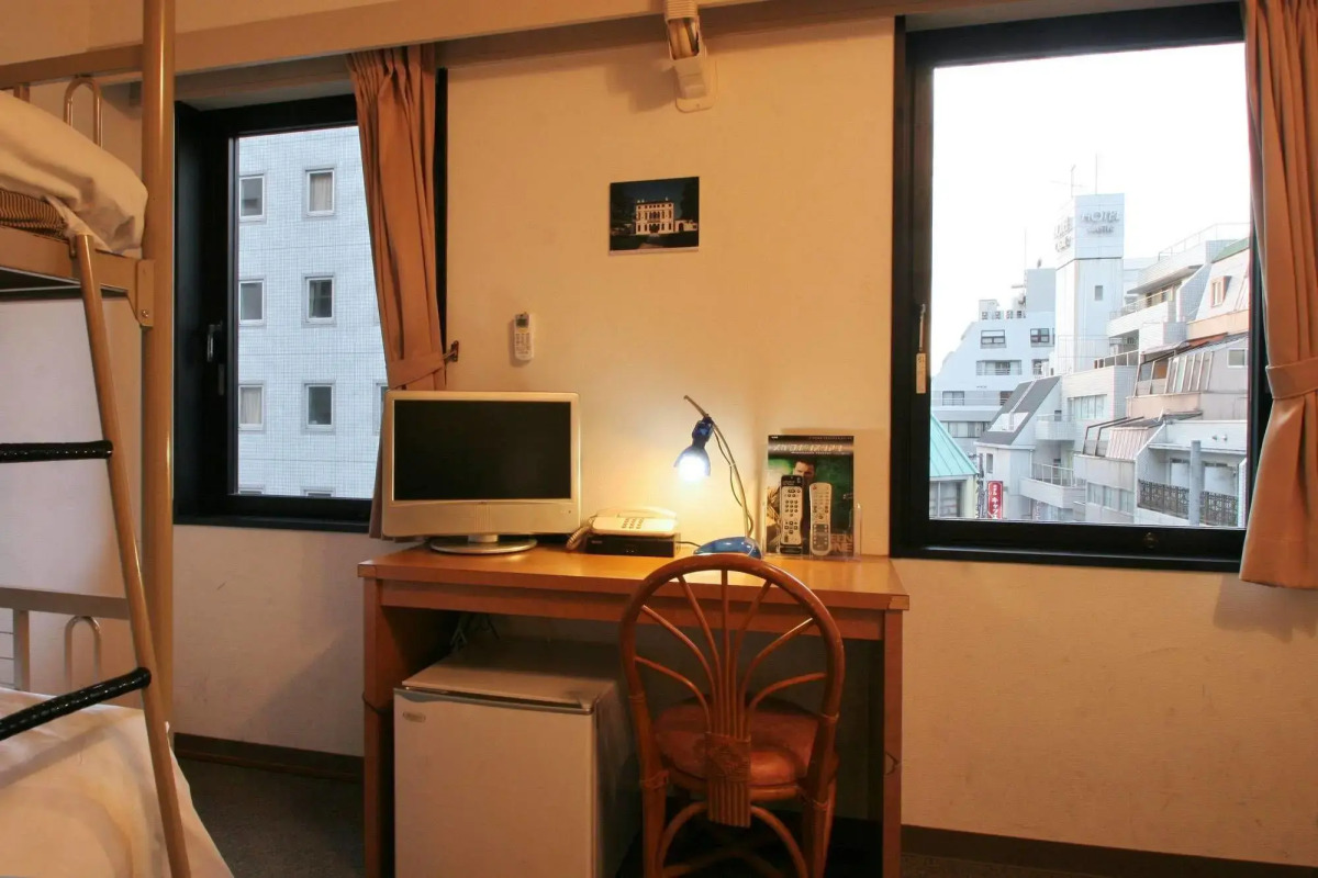 Sakura Hotel Ikebukuro - Hostel