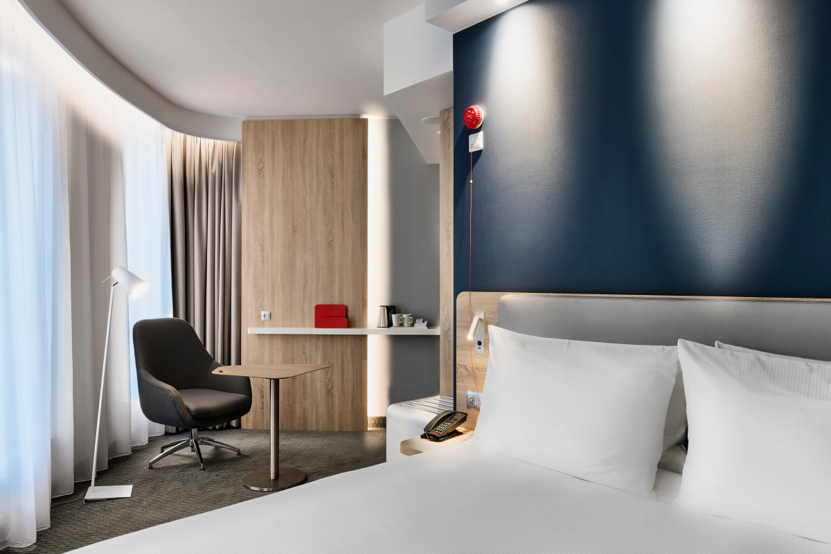 Holiday Inn Express Warsaw - The HUB by IHG