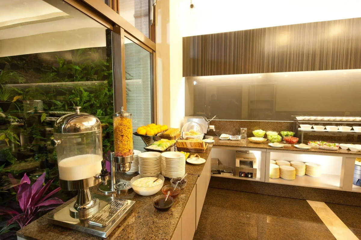 Lishiuan International Hotel