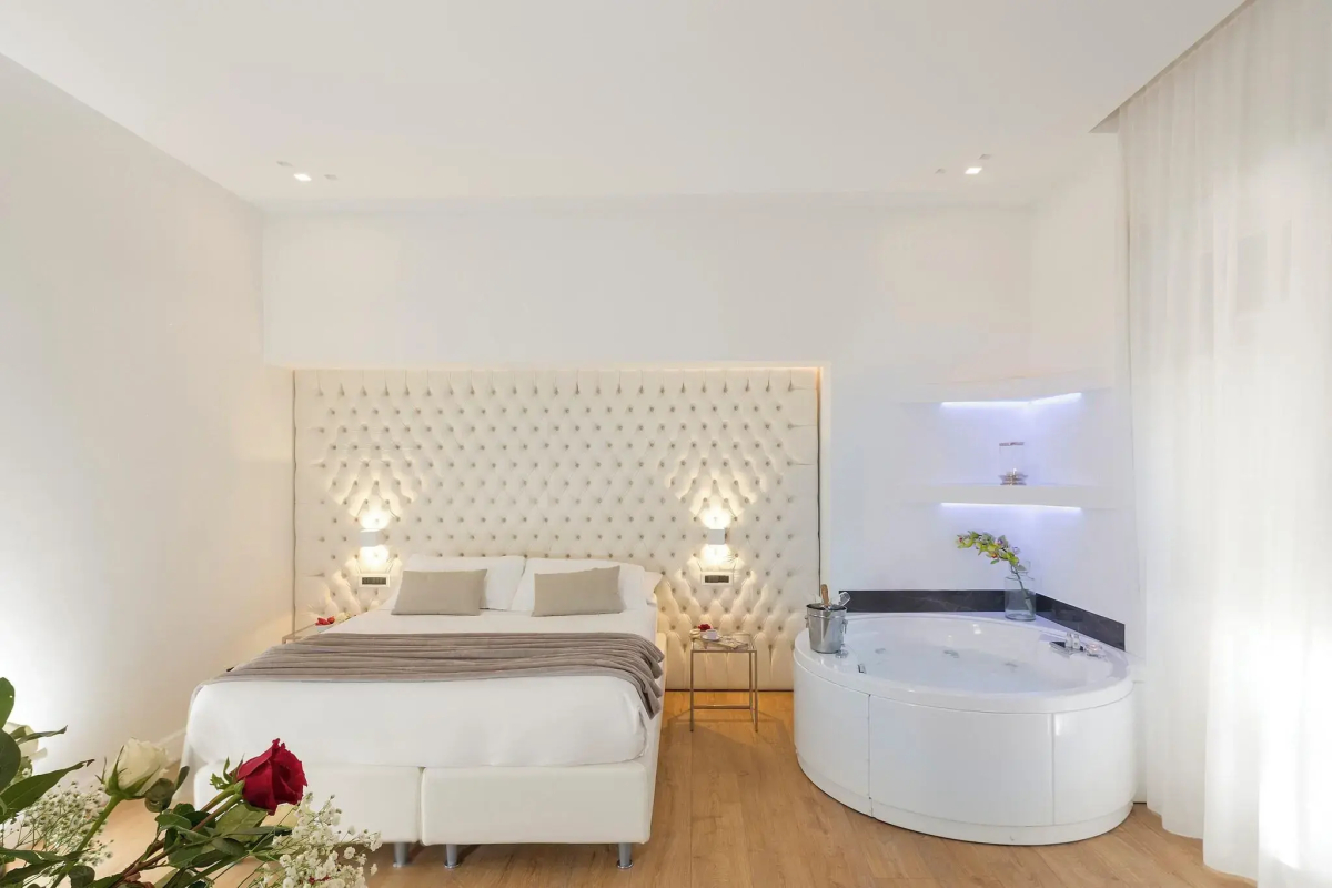 Vatican Style Suite