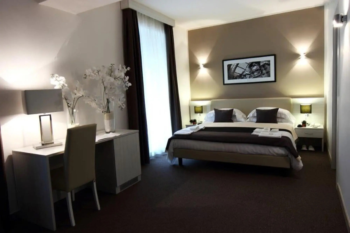 Stelle Hotel The Businest