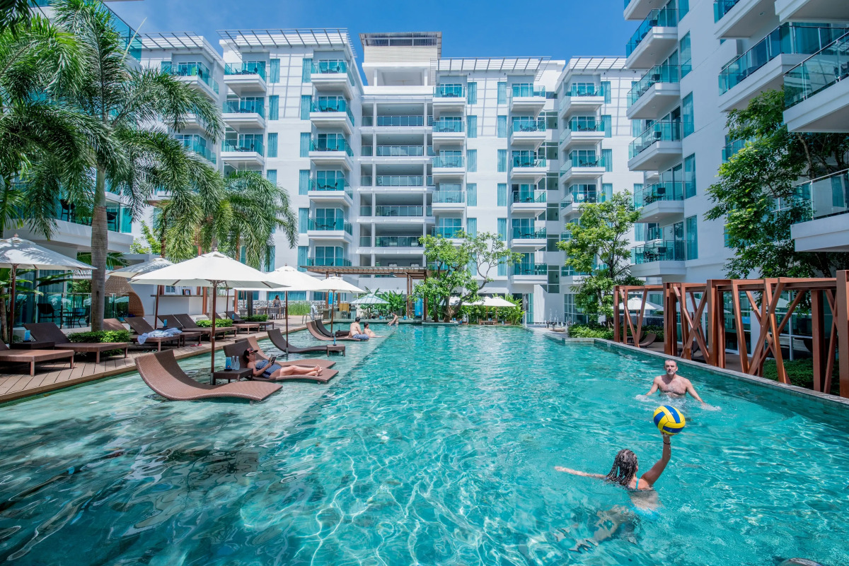 Курортный отель Fishermen's Harbour Urban Resort