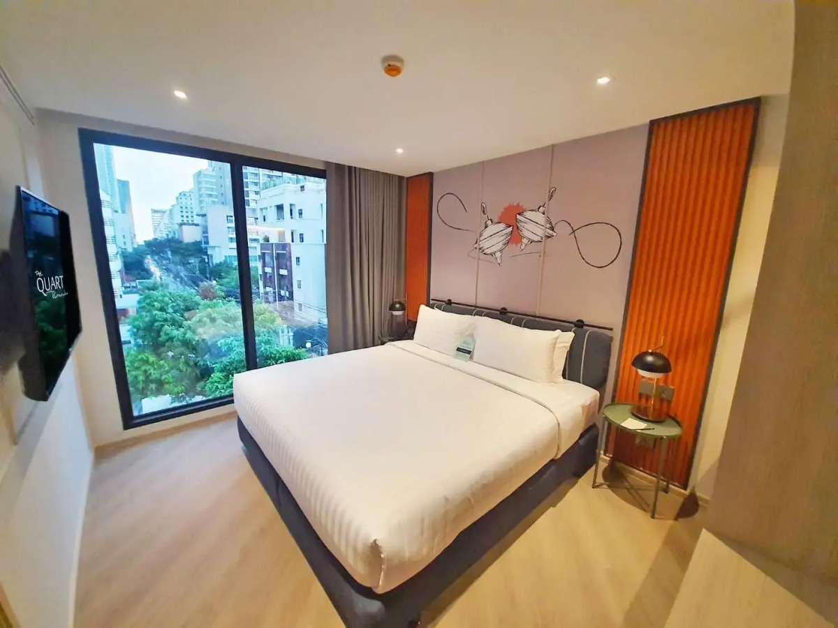 The Quart Ruamrudee by UHG