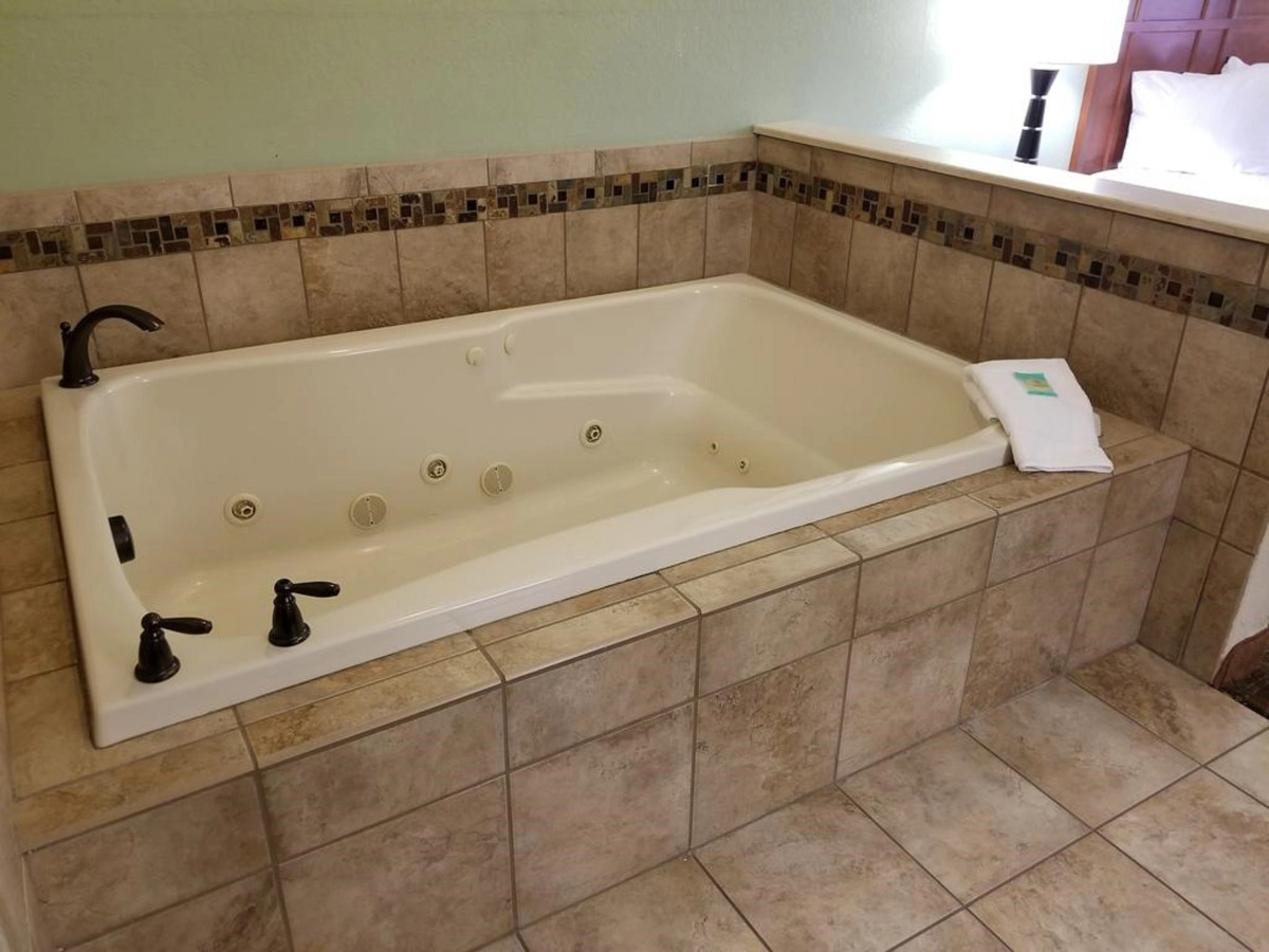 Brookstone Lodge near Biltmore Village, an Ascend Collection Hotel