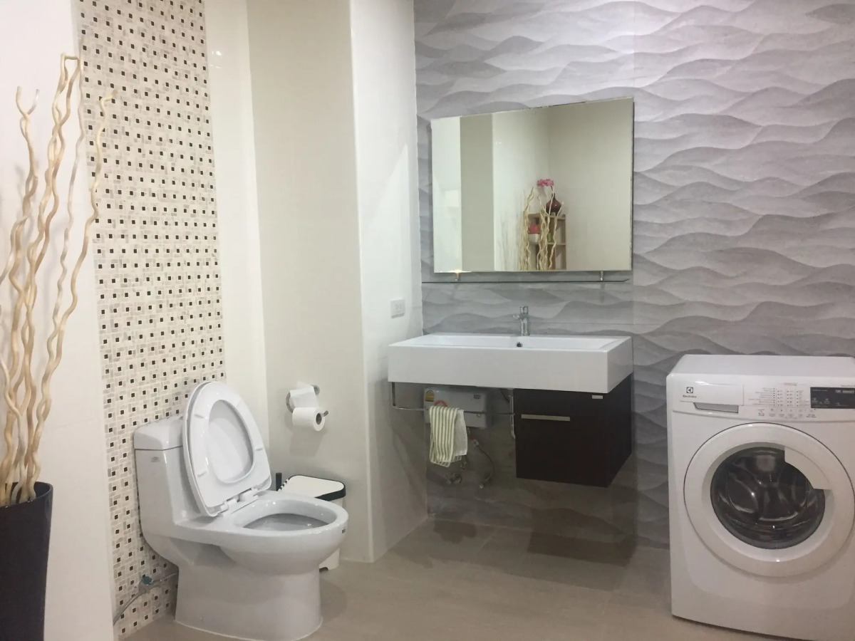 View Talay 6 Condominium by Honey