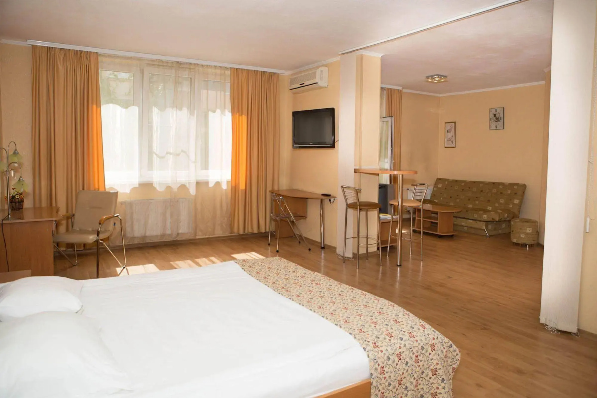 EXPO Hotel Comfort