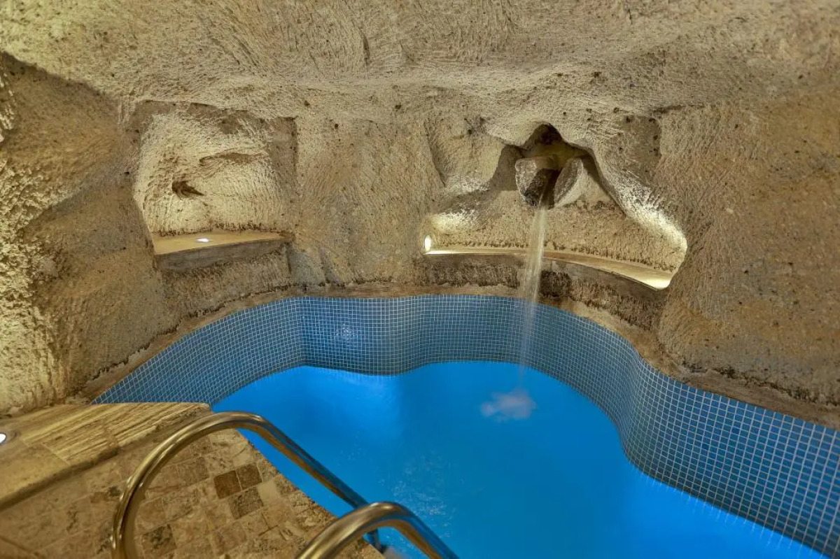 Отель Şah Saray Cave Suites Halal