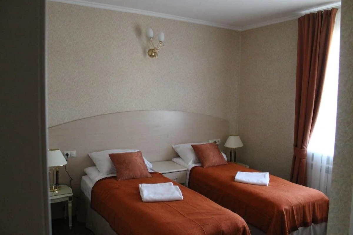 Отель Тиара