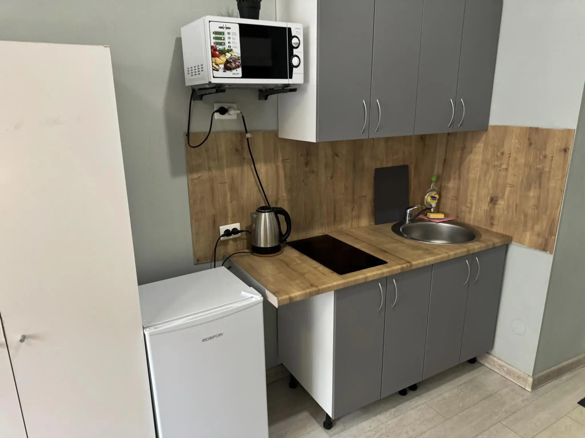 Диван и Чемодан на ул. Коммунистическая, 26