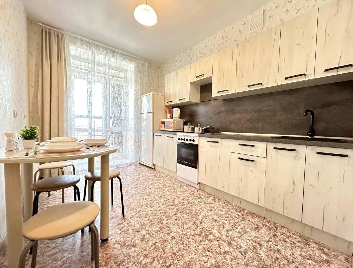 Апартаменты Четыре Сезона на ул. Энтузиастов, д.13