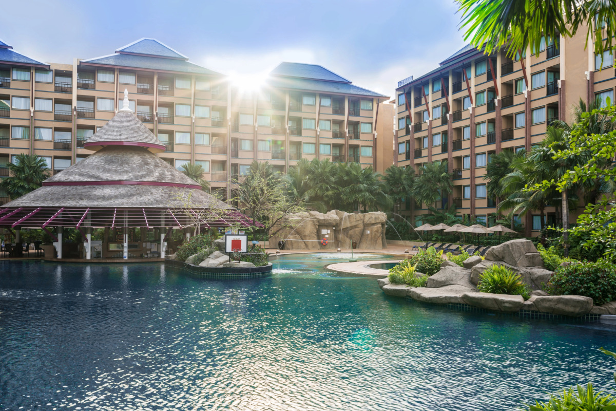 Novotel Phuket Vintage Park Resort