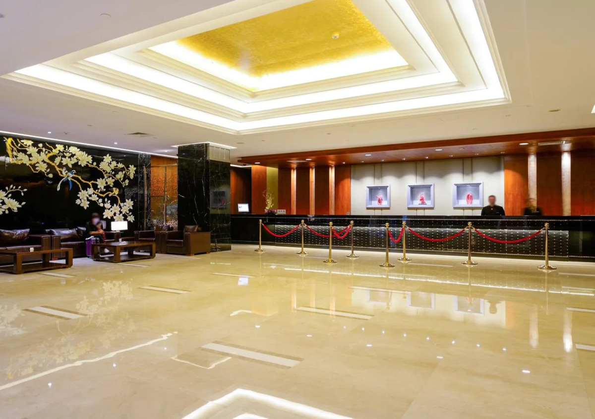 Dong Fang Hotel Guangzhou