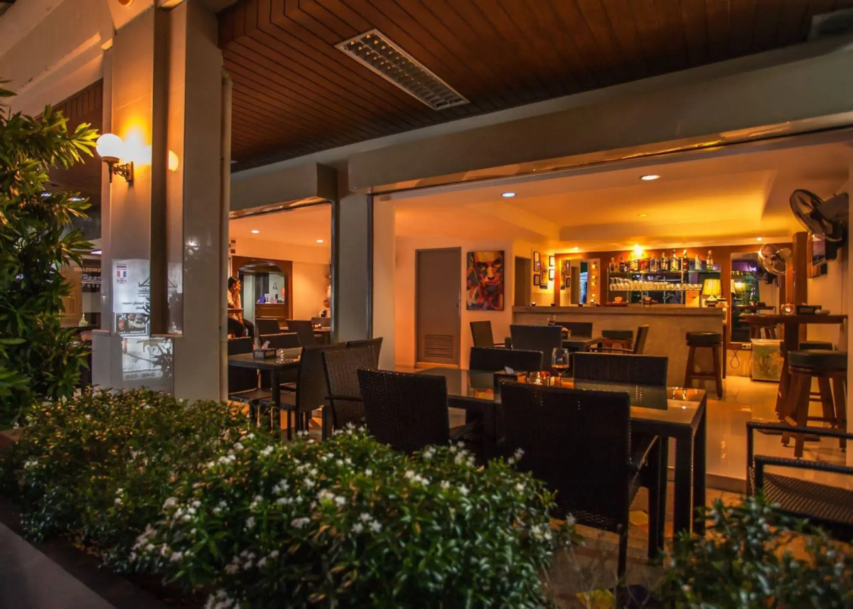 BE Baan Paradise Hotel