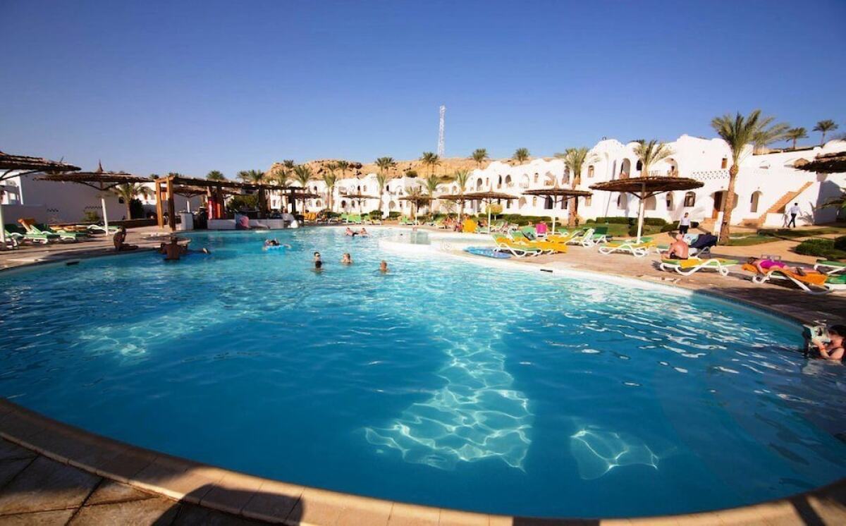 Sonesta Beach Resort & Casino