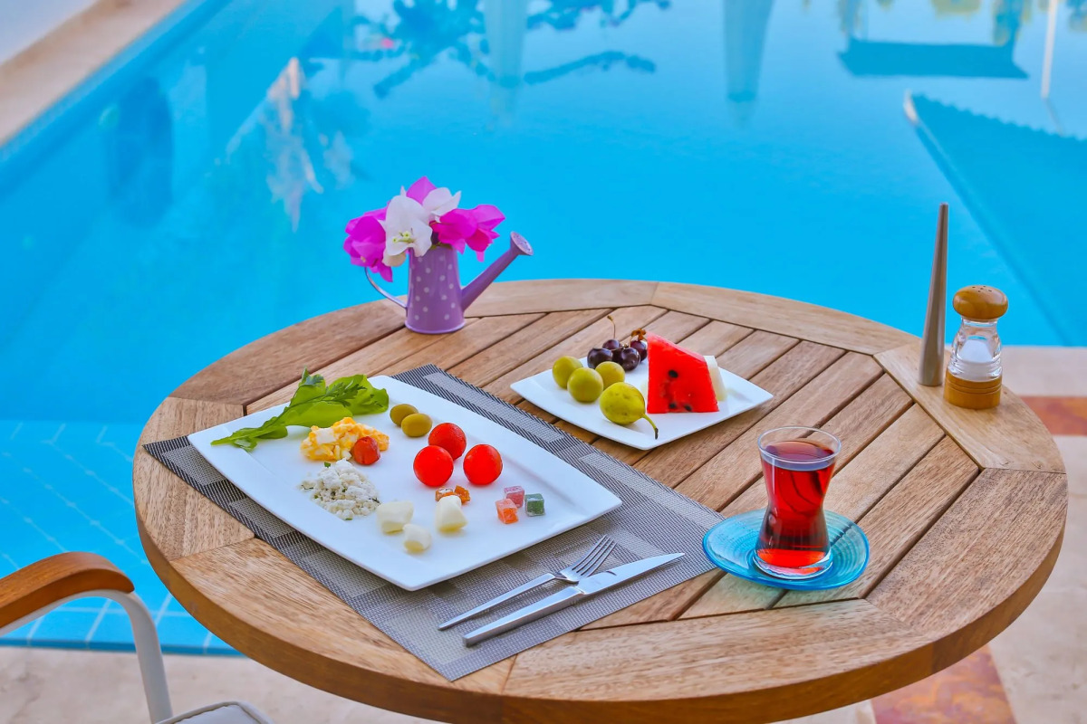 Отель Linda Beach