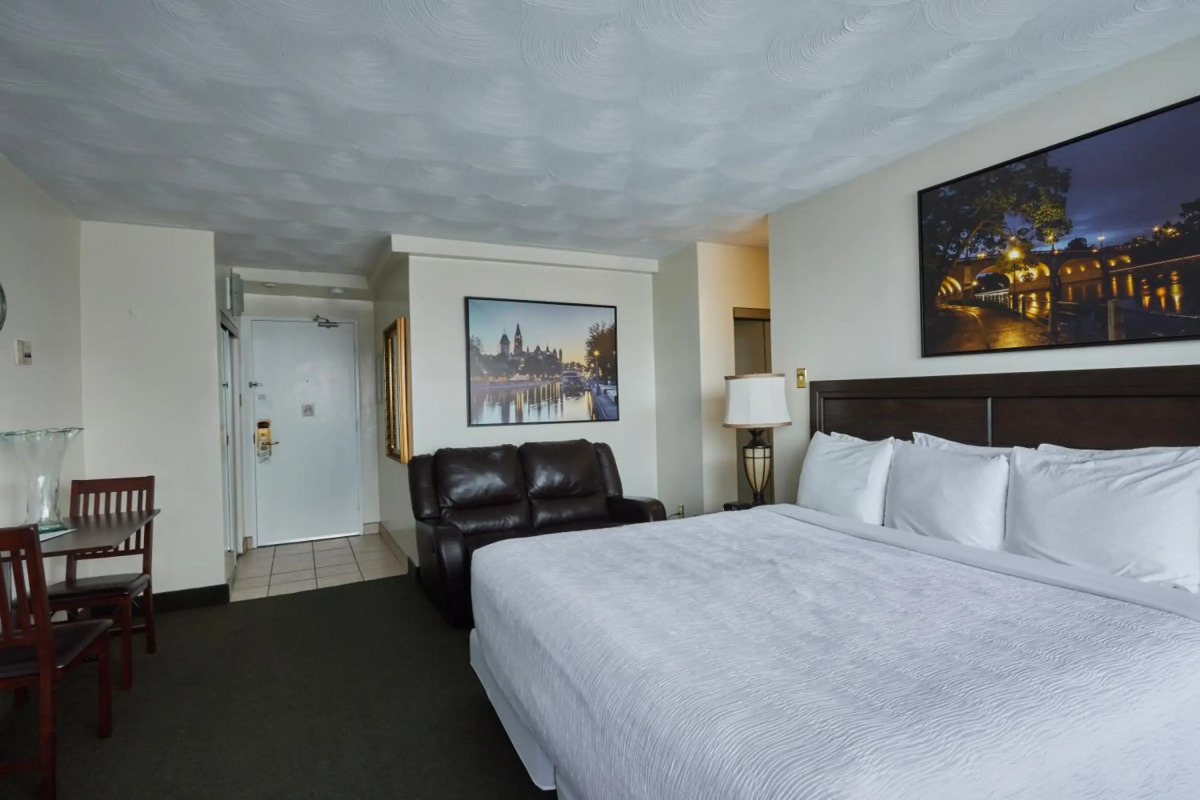 The Business Inn