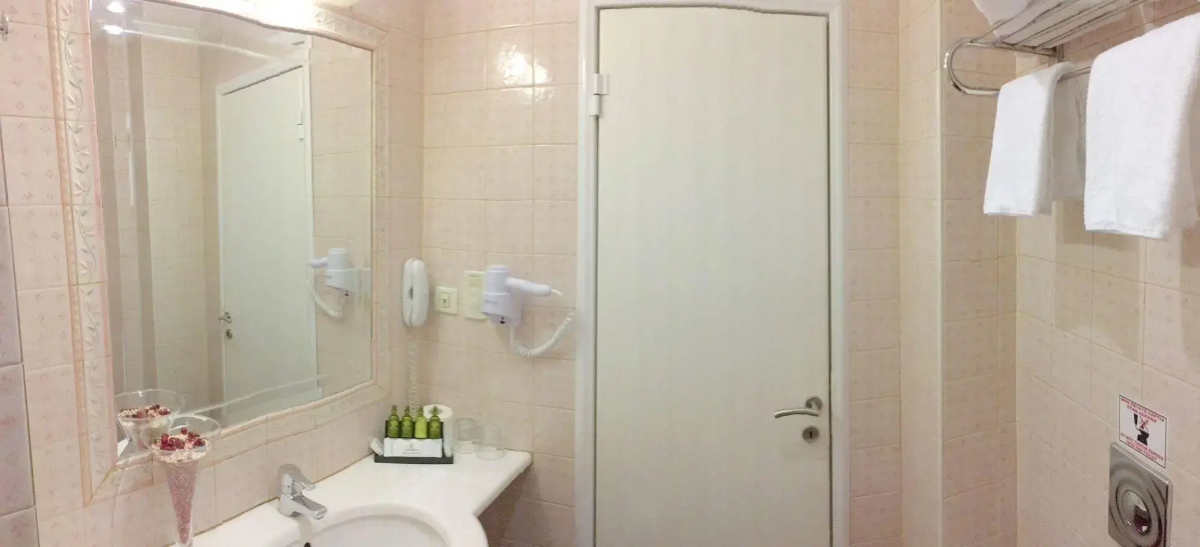 London Hotel