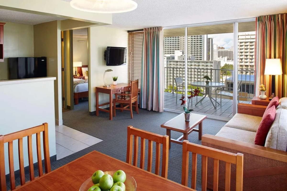 Pacific Monarch Hotel