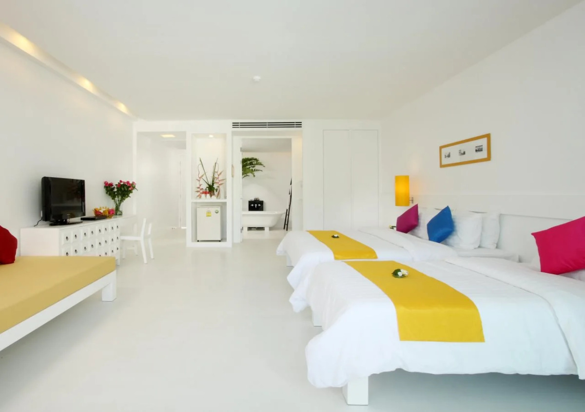 The Old Phuket - Karon Beach Resort