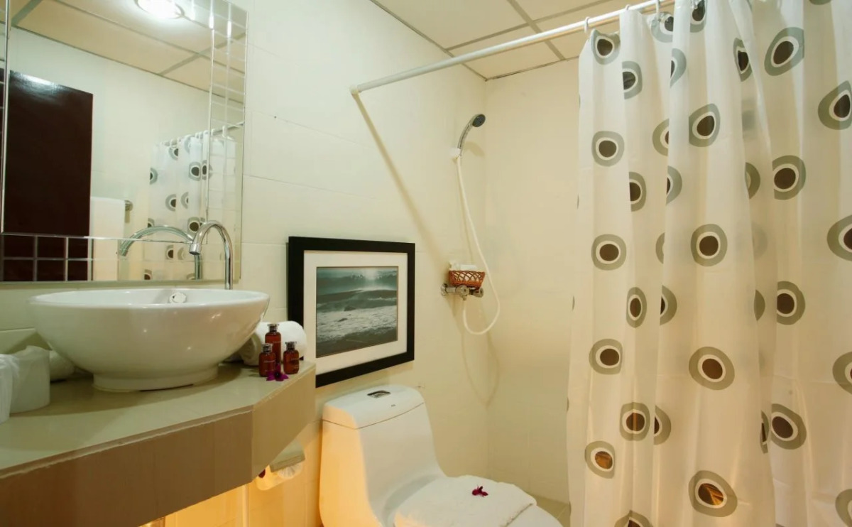 Bamboo Beach Hotel & Spa