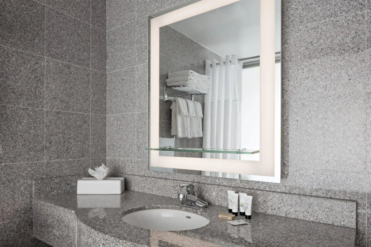 Red Lion Inn and Suites Brooklyn