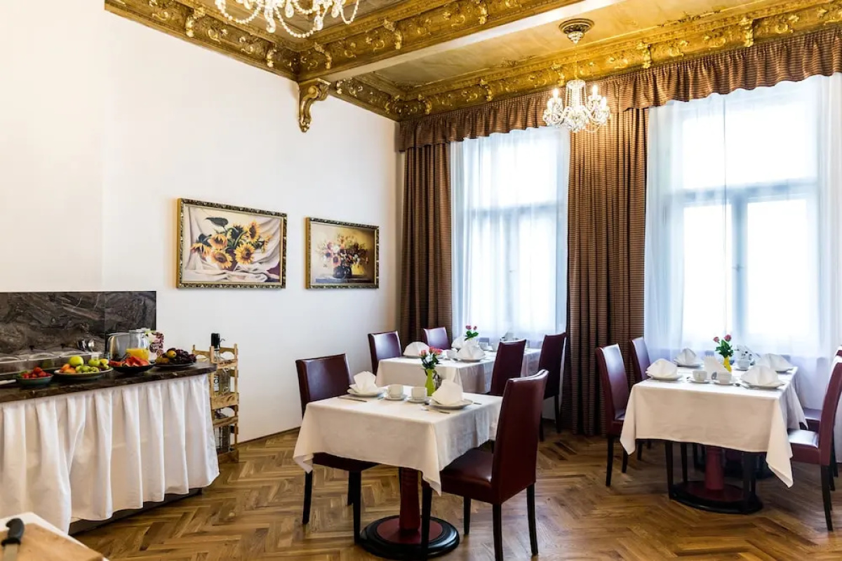 Hotel Golden Lamb